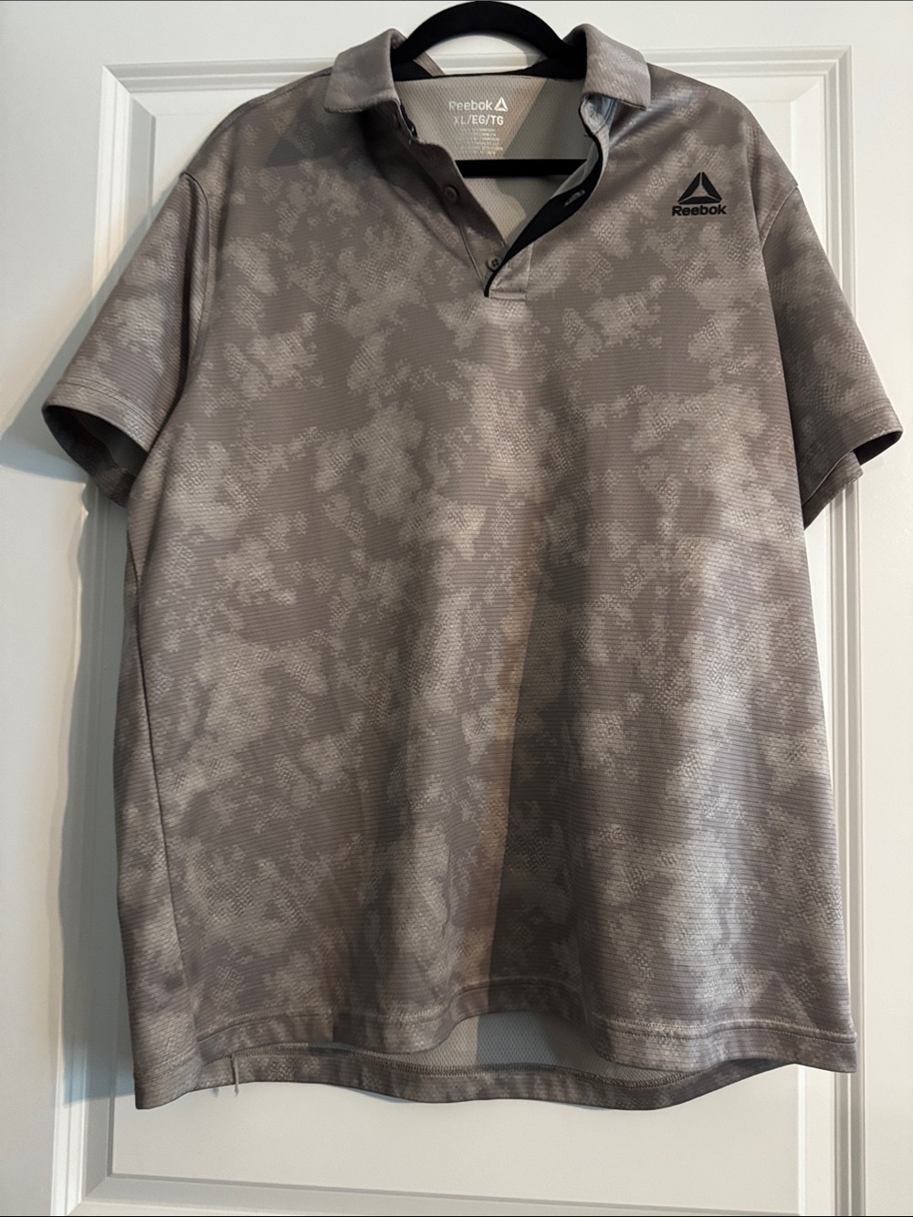 Reebok Men’s Gray Camo-Pattern Polo